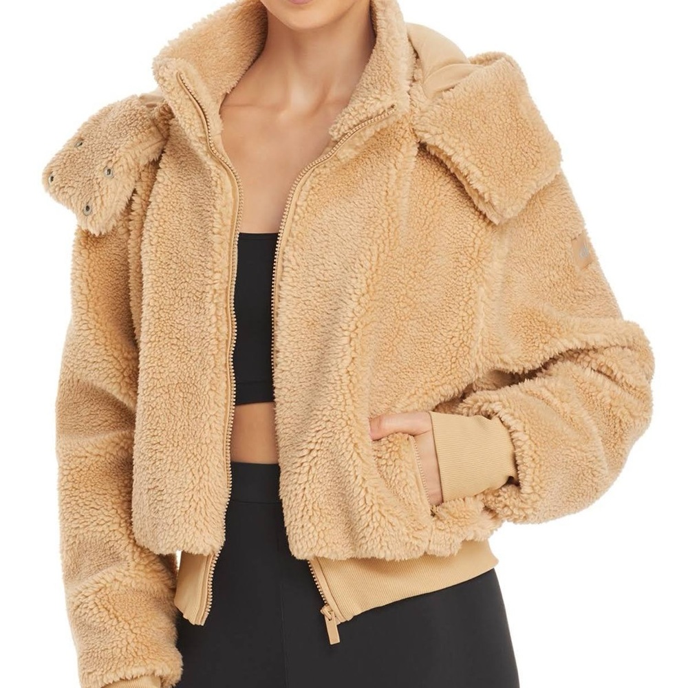 Alo Yoga Sherpa Jacket